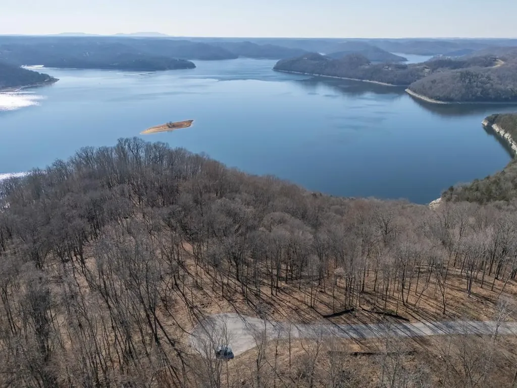 1 Ac Back Ranch Drive Silver Point TN 38582
