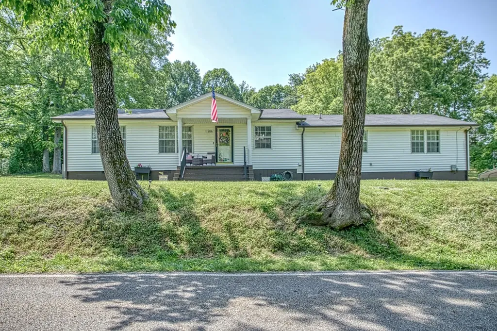 1236 Swamp Road Sparta TN 38583