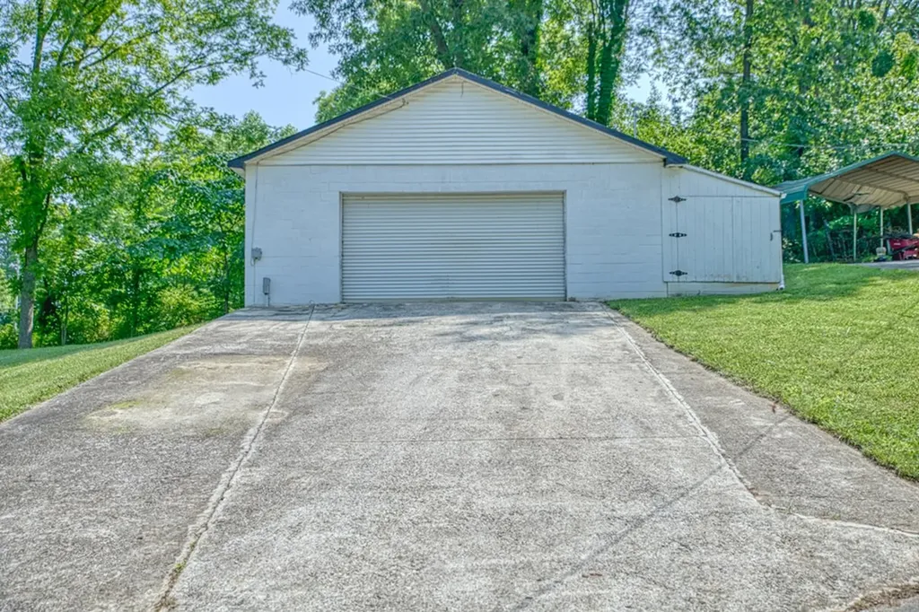 1236 Swamp Road Sparta TN 38583