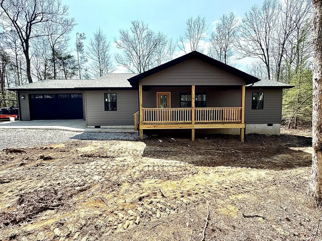 237 Elzie's Way Grimsley TN 38556