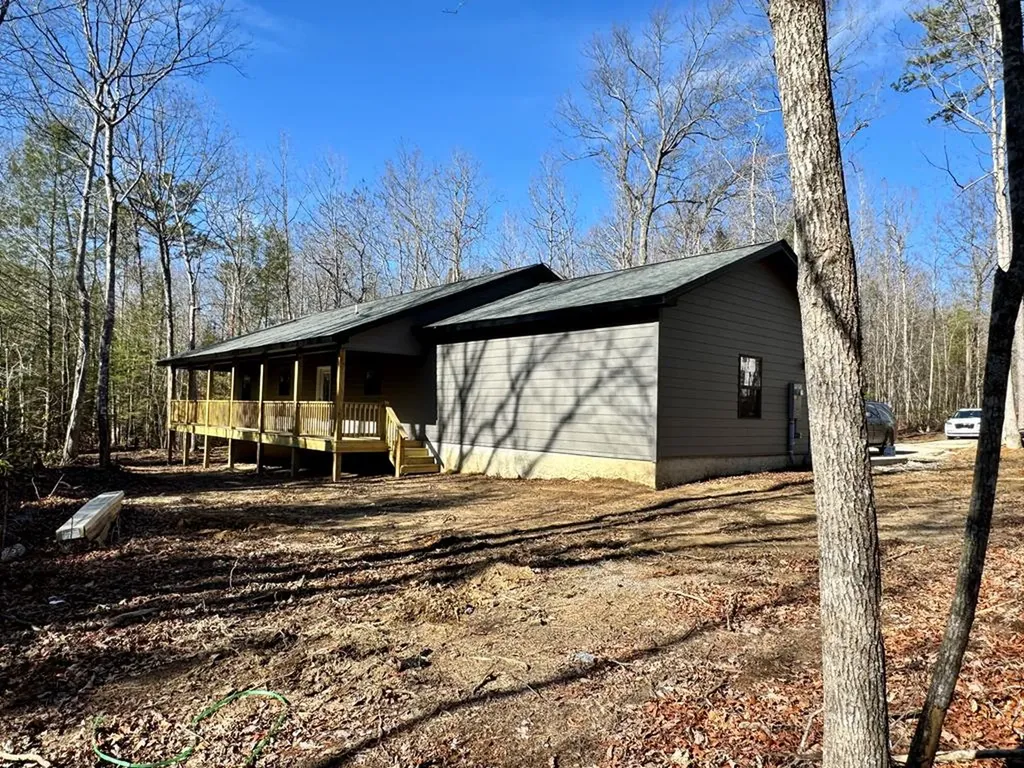 237 Elzie's Way Grimsley TN 38556