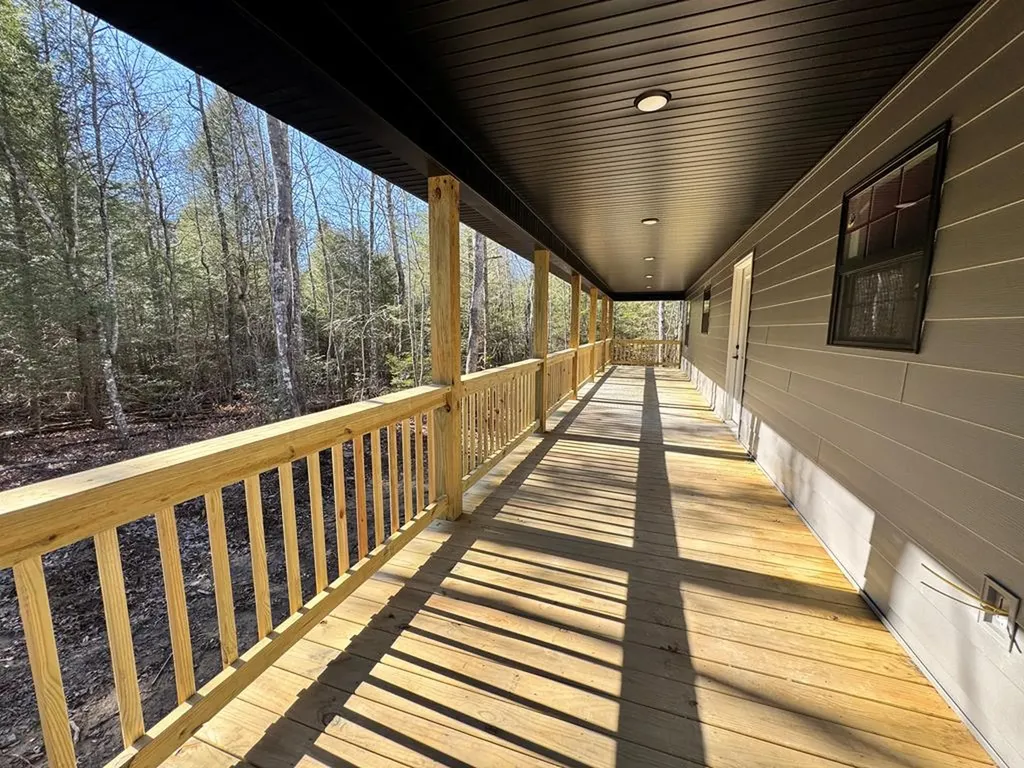 237 Elzie's Way Grimsley TN 38556