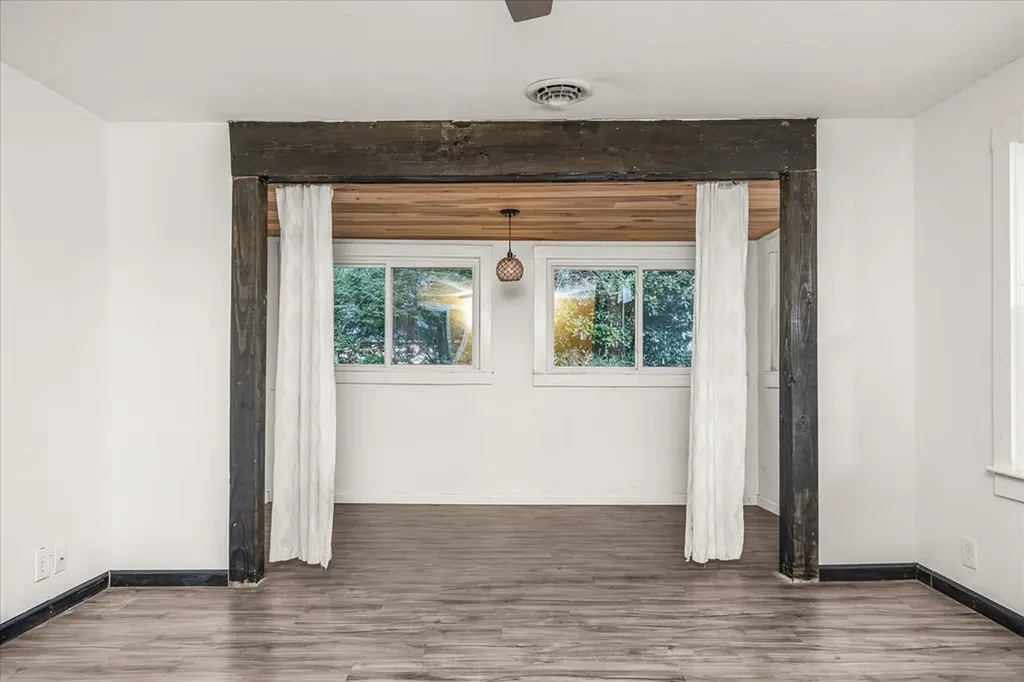 319 4th Avenue S Baxter TN 38544