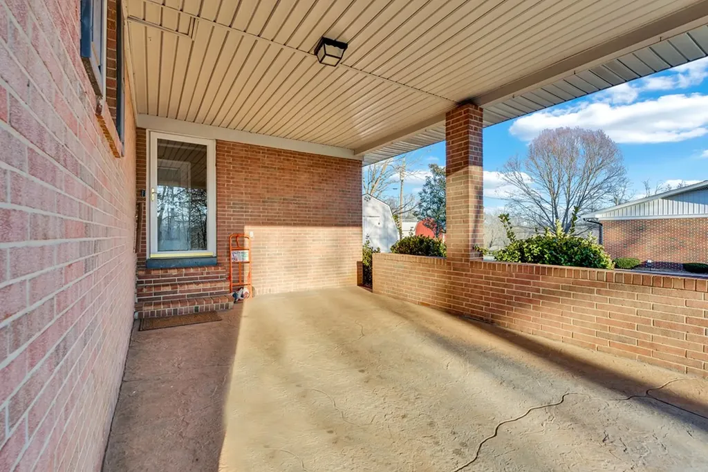 291 Belvue Drive Sparta TN 38583