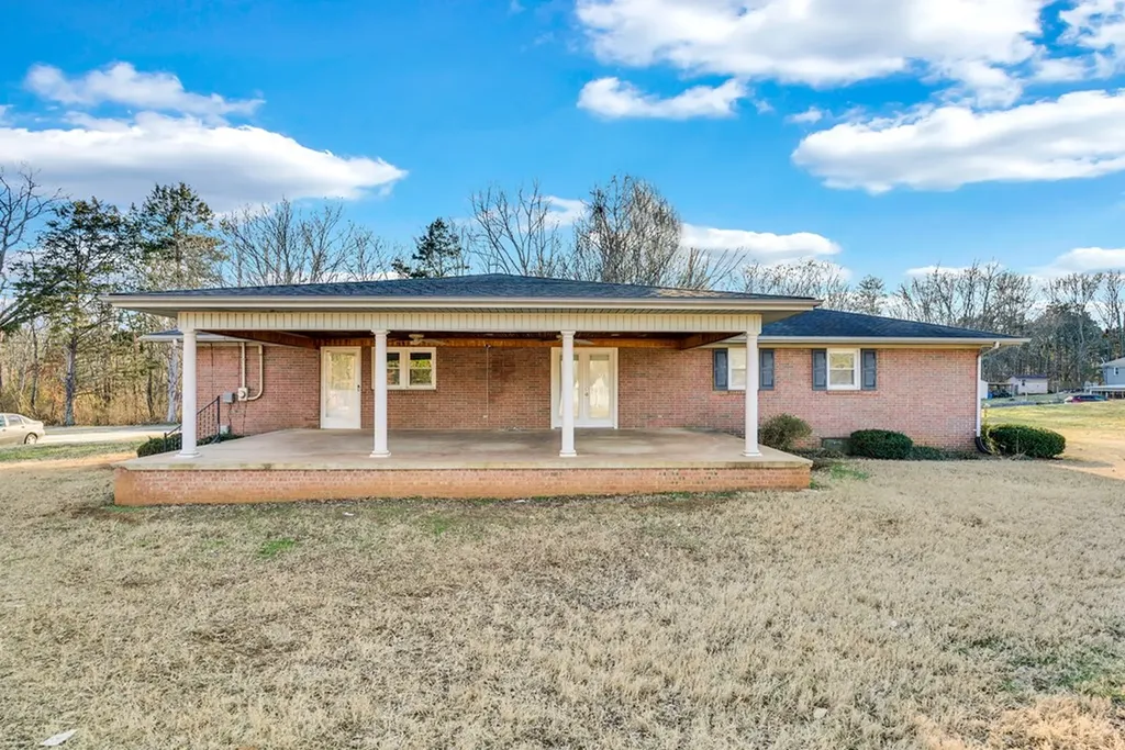 291 Belvue Drive Sparta TN 38583