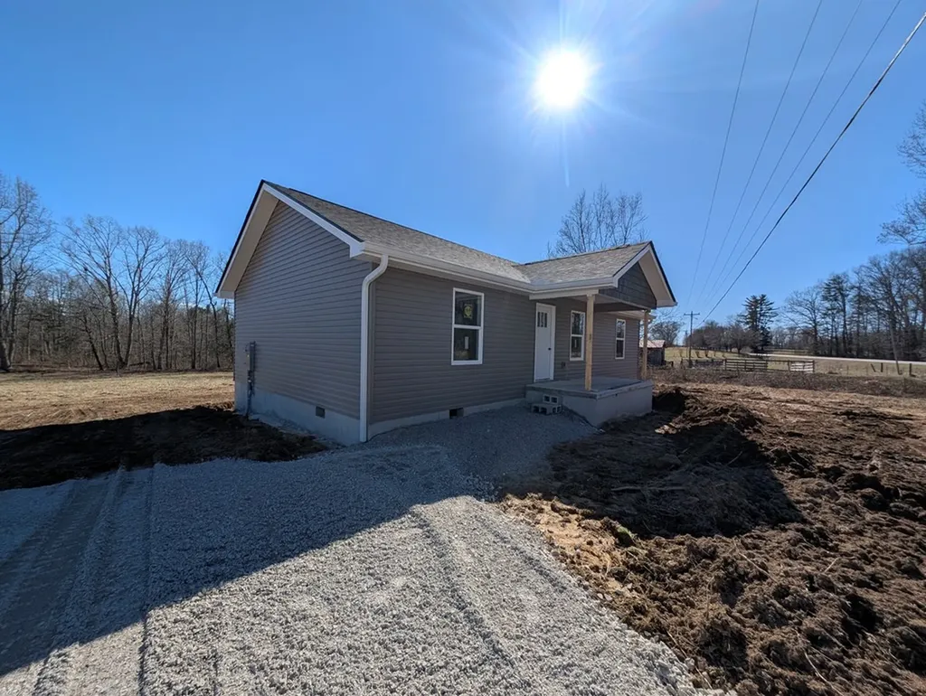 2771 Banner Springs Road Jamestown TN 38556