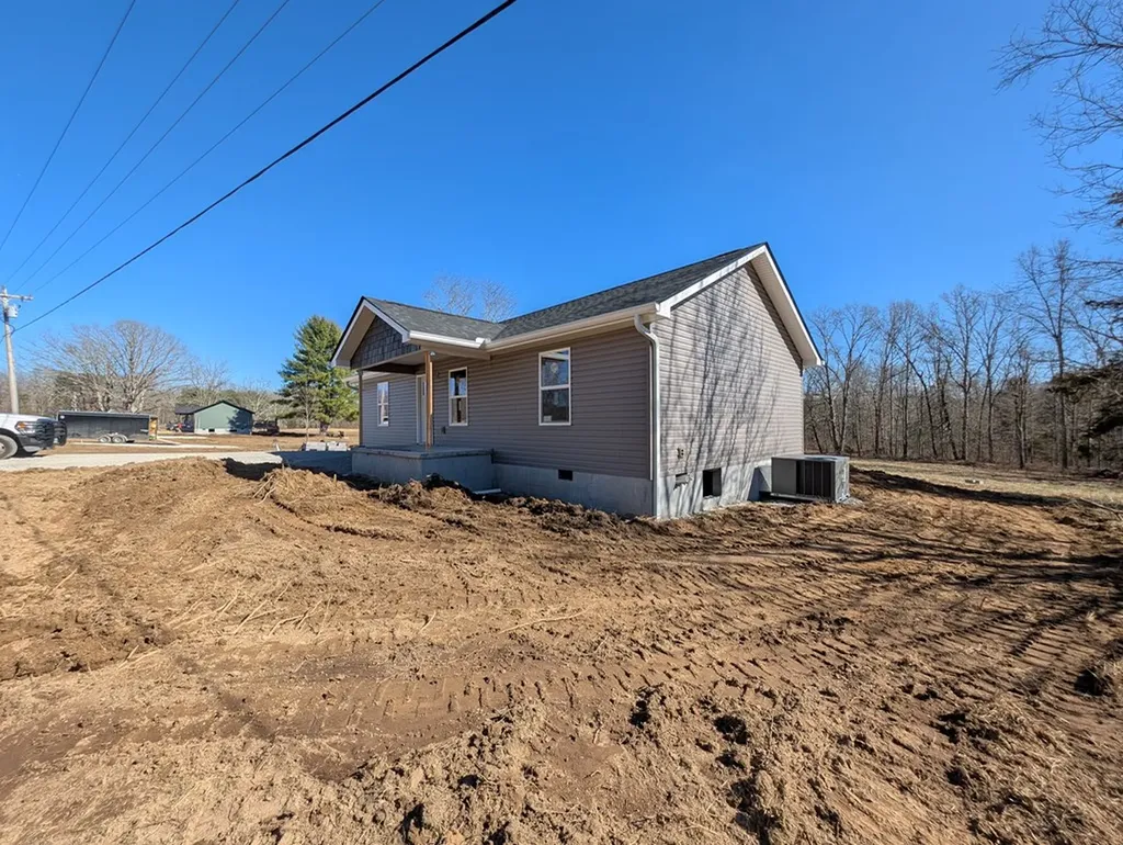 2771 Banner Springs Road Jamestown TN 38556