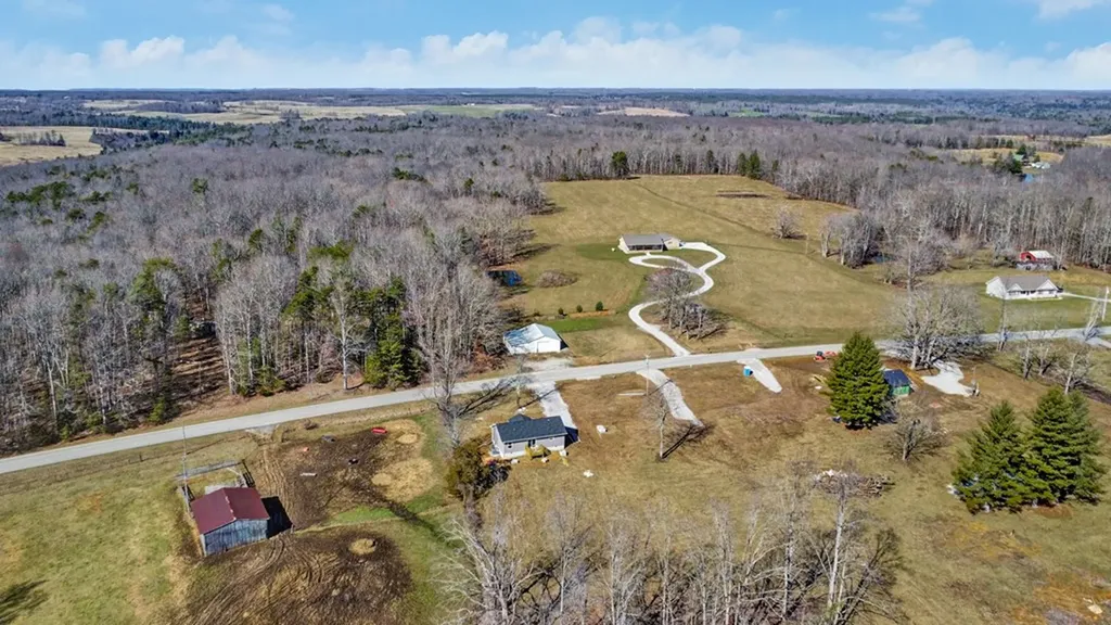 2771 Banner Springs Road Jamestown TN 38556