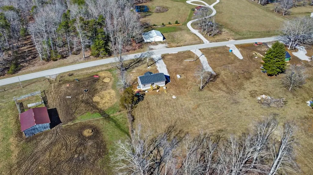 2771 Banner Springs Road Jamestown TN 38556