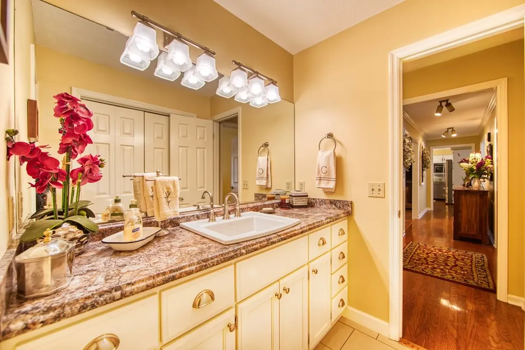 105 Charity Lane Jamestown TN 38556