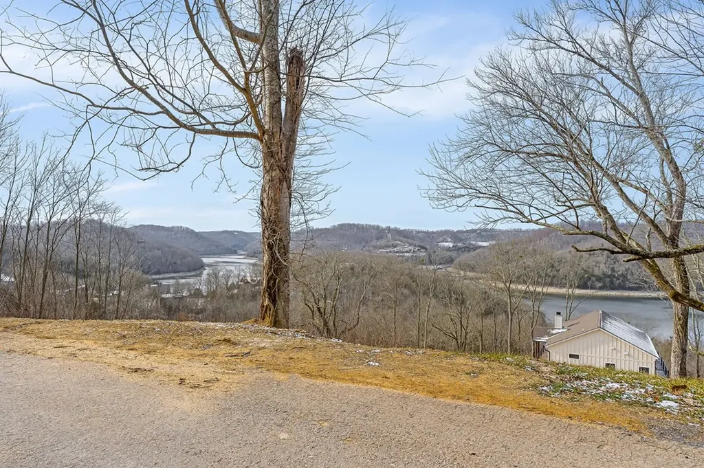 0 Seaton Drive Lot 325 Smithville TN 37166