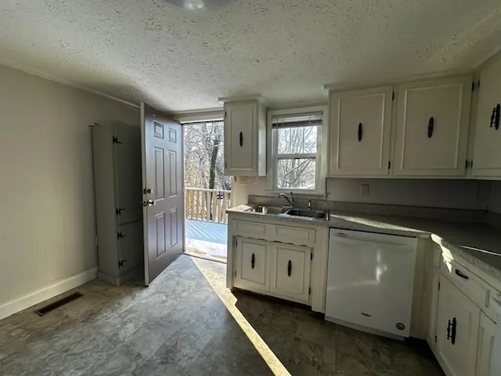 217 Farley Avenue Cookeville TN 38501