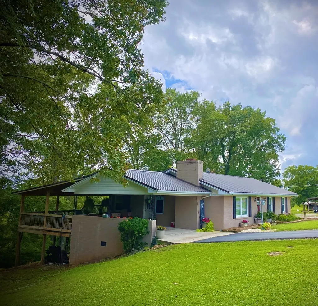 1570 Verna Qualls Road Sparta TN 38583