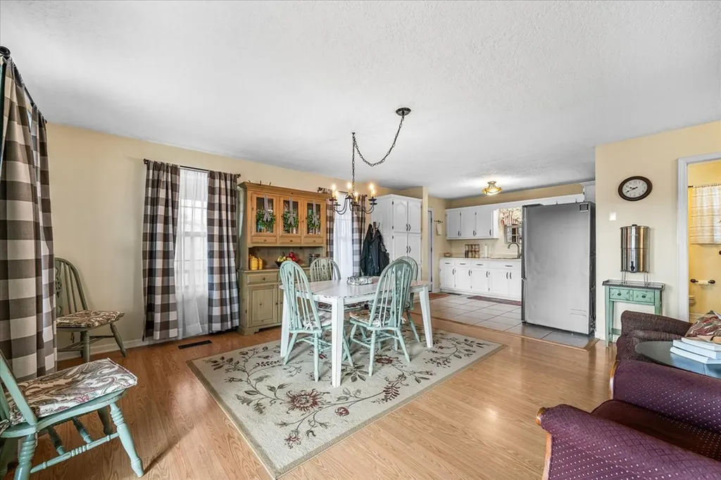 334 Farmer Road Quebeck TN 38579