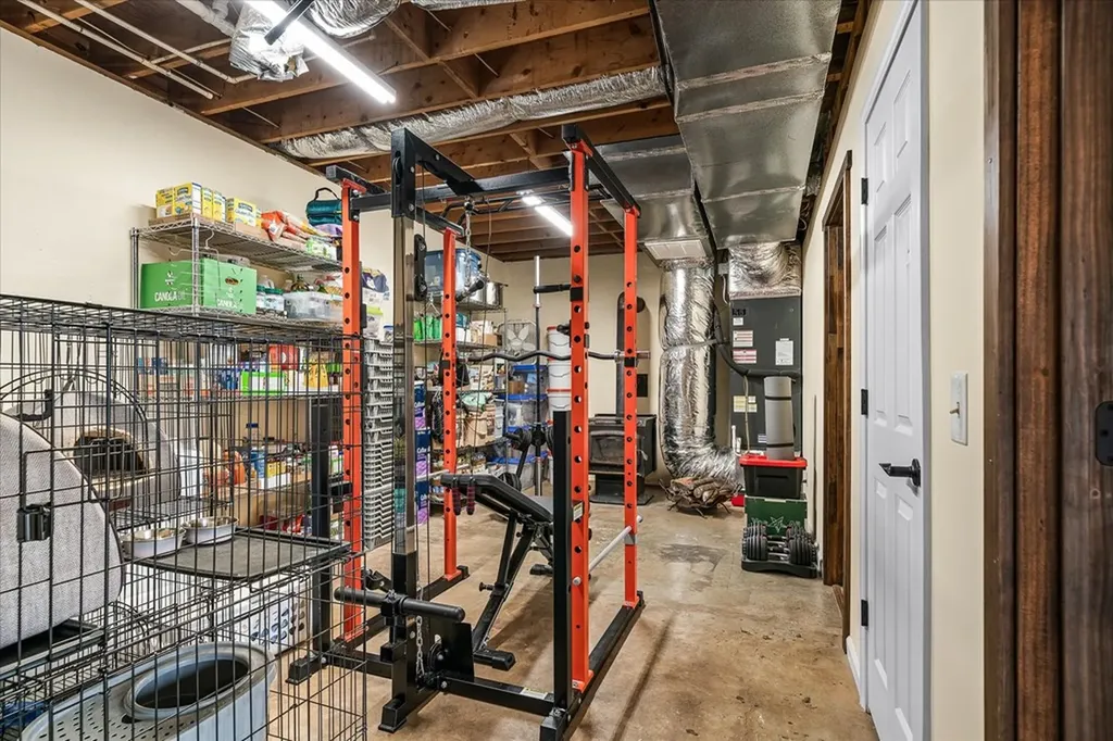 334 Farmer Road Quebeck TN 38579