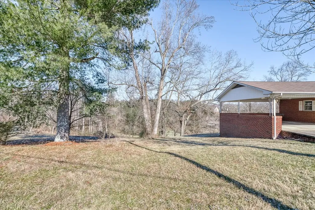 327 John Henry Demps Road Sparta TN 38583