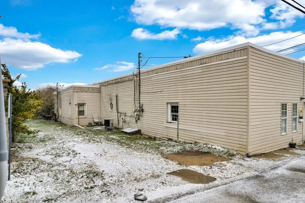 202 N Main Street Crossville TN 38555