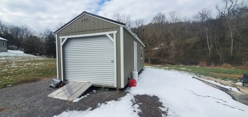 165 Fitzpatrick Road Buffalo Valley TN 38548