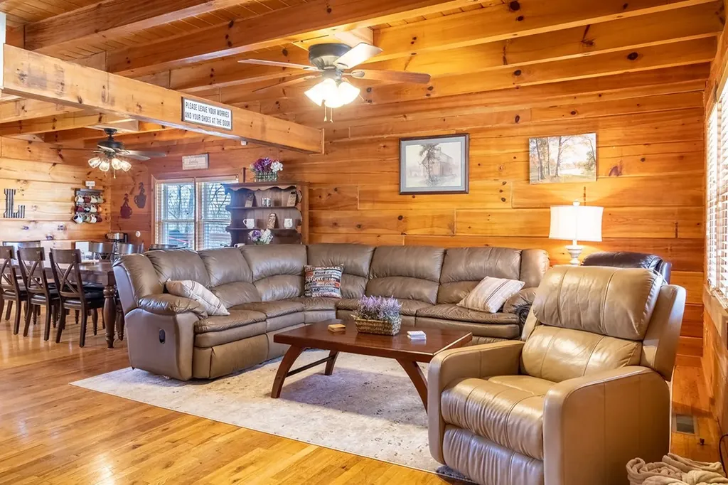 359 Greenie Meadows Estate Hilham TN 38568