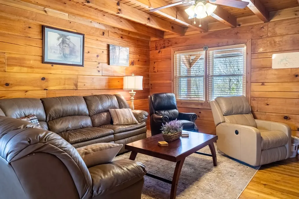 359 Greenie Meadows Estate Hilham TN 38568