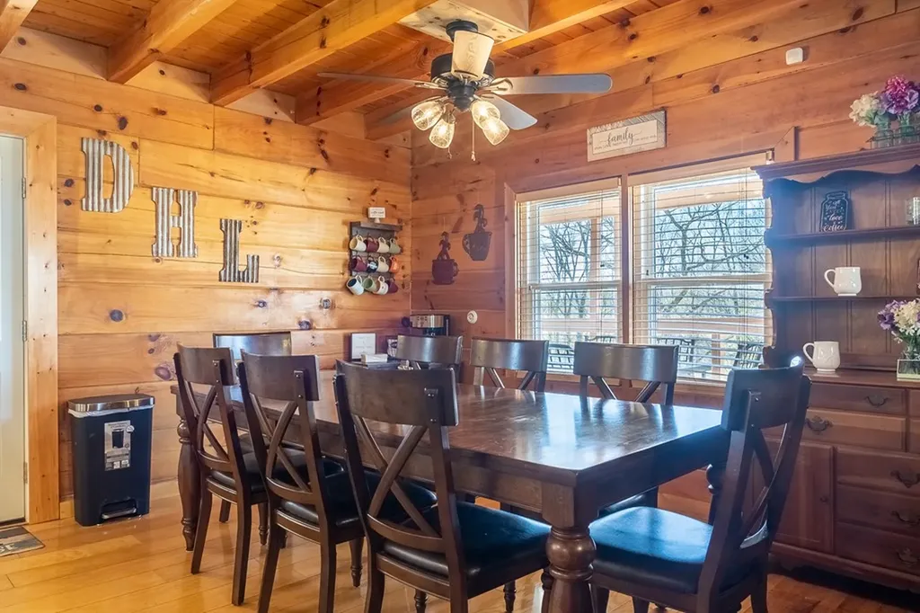 359 Greenie Meadows Estate Hilham TN 38568