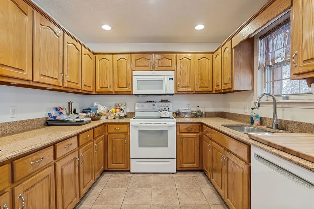 3350 Claybrook Drive Cookeville TN 38506