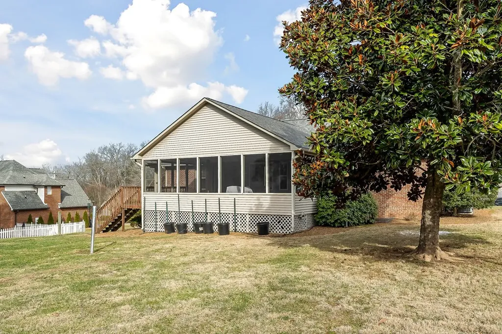 3350 Claybrook Drive Cookeville TN 38506