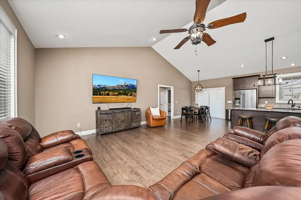 2210 Candyland Cookeville TN 38506