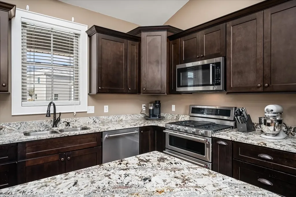 2210 Candyland Cookeville TN 38506