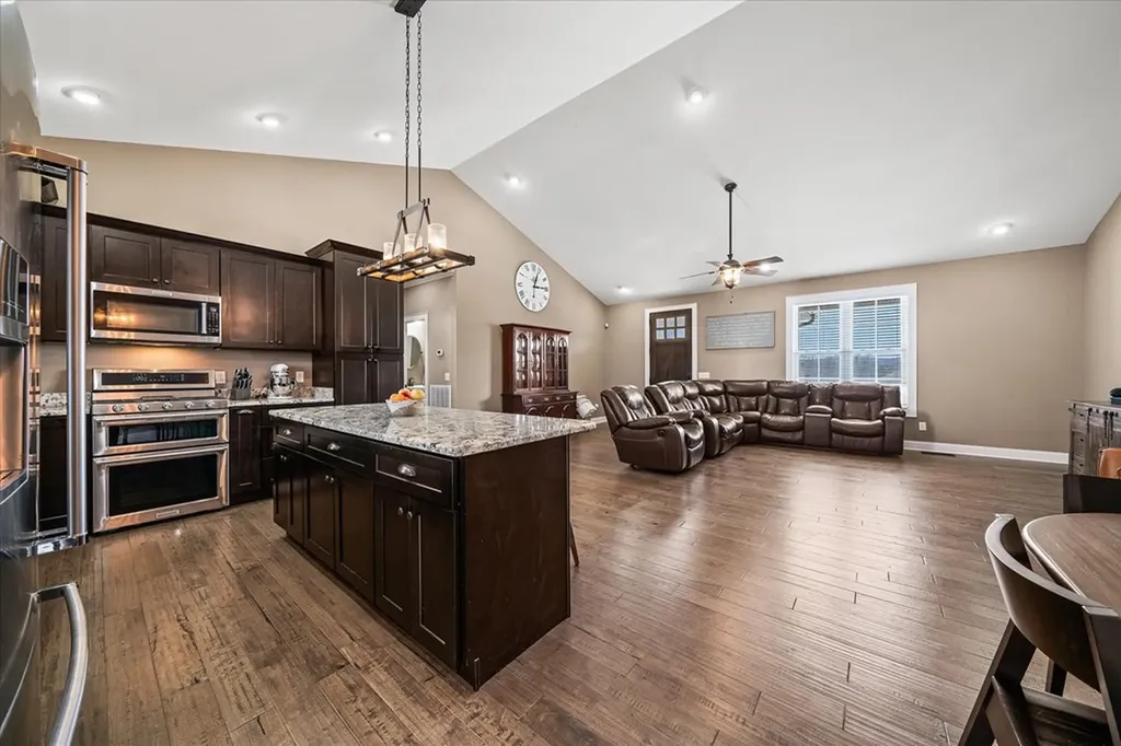 2210 Candyland Cookeville TN 38506