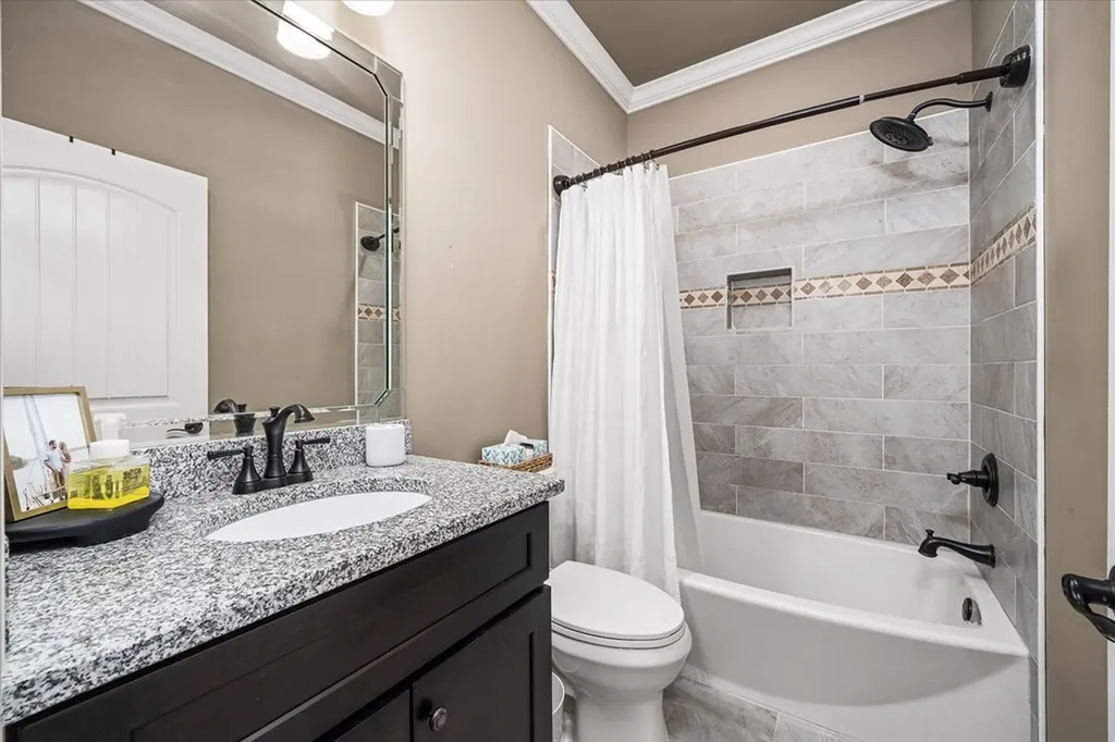 2210 Candyland Cookeville TN 38506