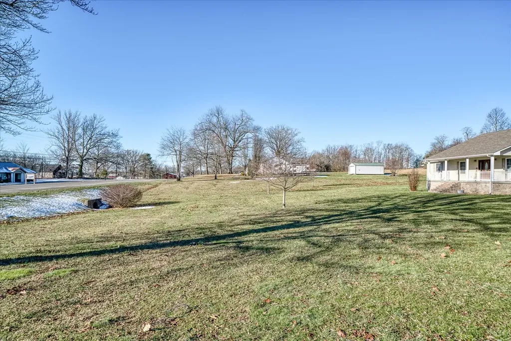 8721 Crossville Highway Sparta TN 38583