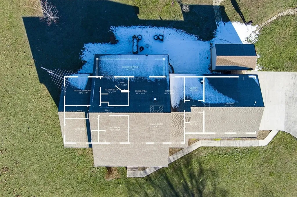 8721 Crossville Highway Sparta TN 38583