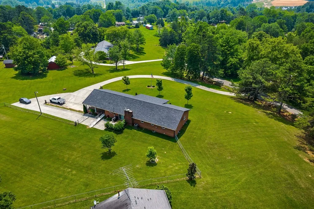 1069 Mcgregor Lane Cookeville TN 38501