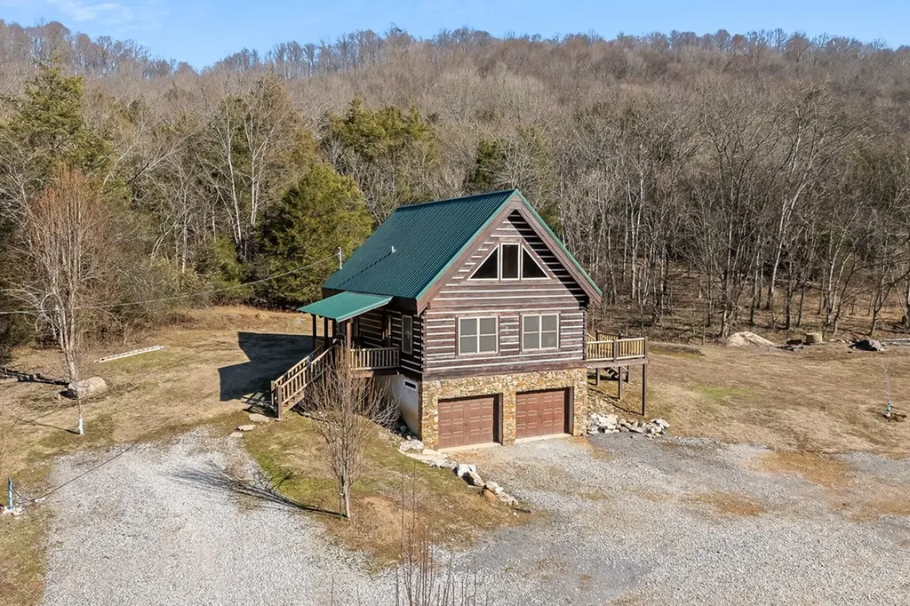 4830 Ensor Hollow Road Buffalo Valley TN 38548