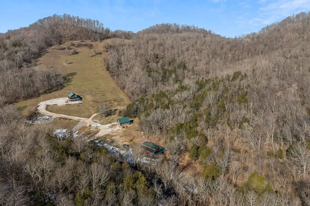4830 Ensor Hollow Road Buffalo Valley TN 38548