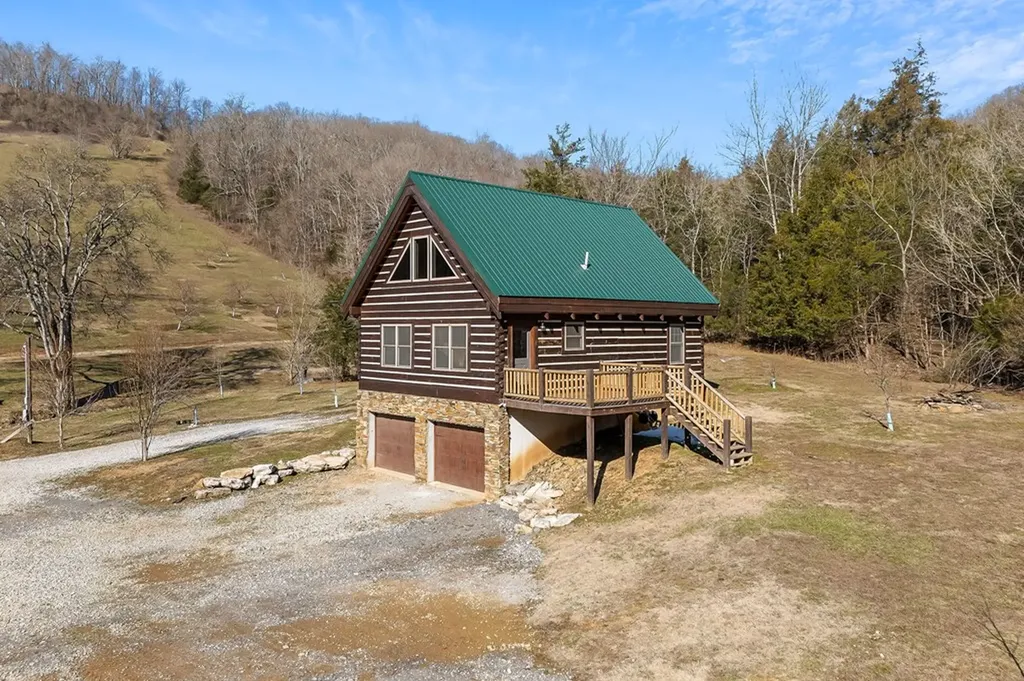 4830 Ensor Hollow Road Buffalo Valley TN 38548