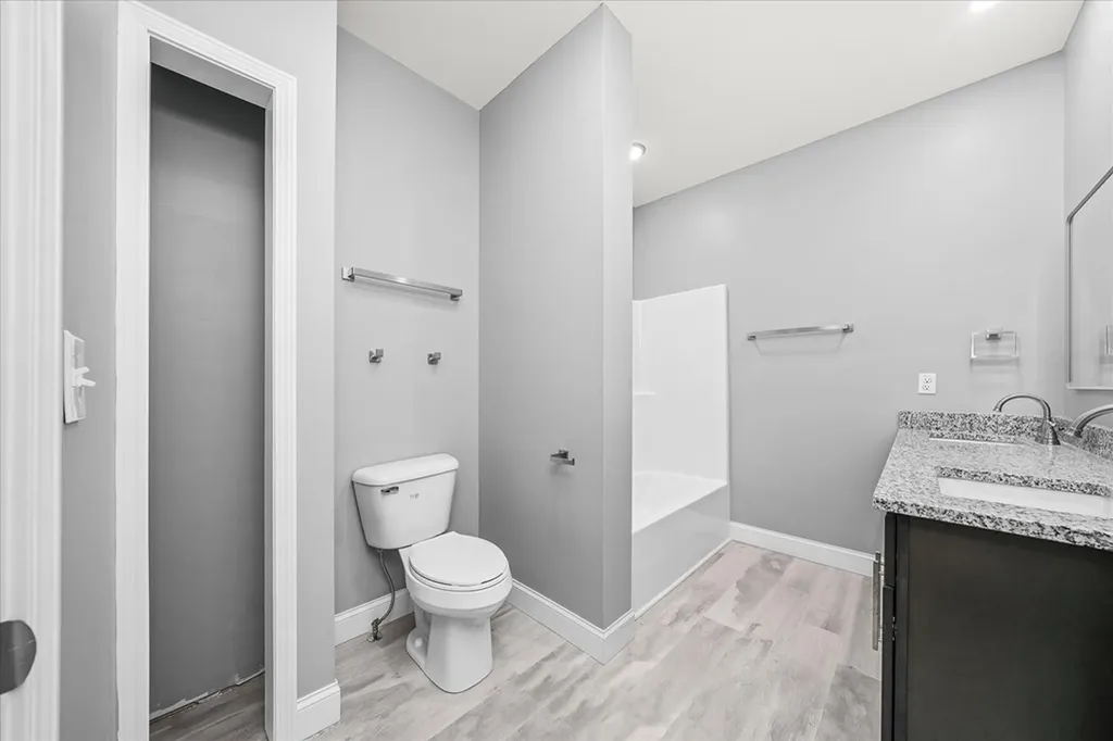 2755 Mccoinsville Road Gainesboro TN 38562