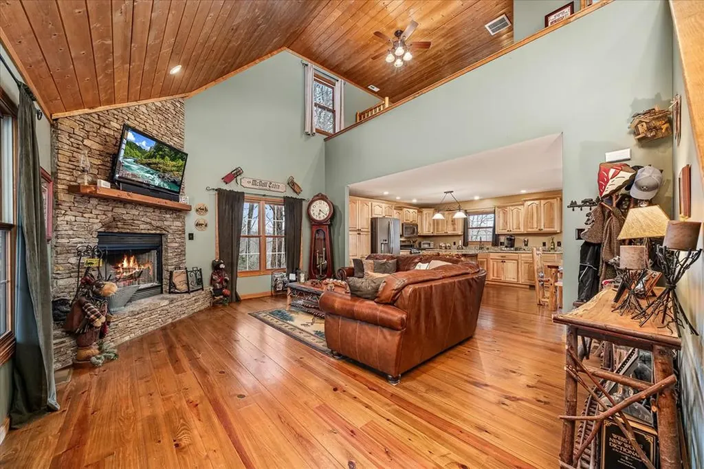 451 E Sunset Boulevard Allons TN 38541