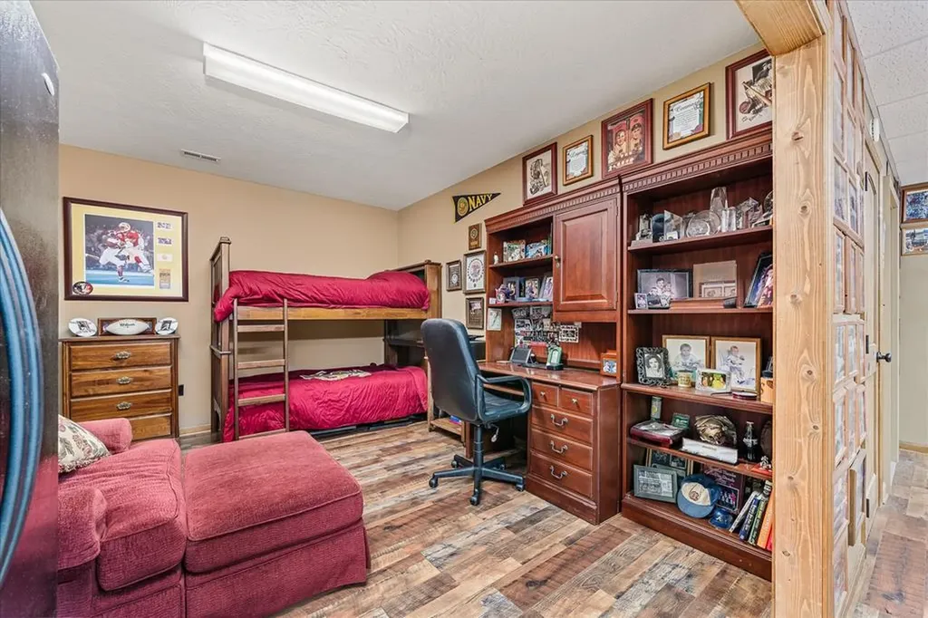 451 E Sunset Boulevard Allons TN 38541