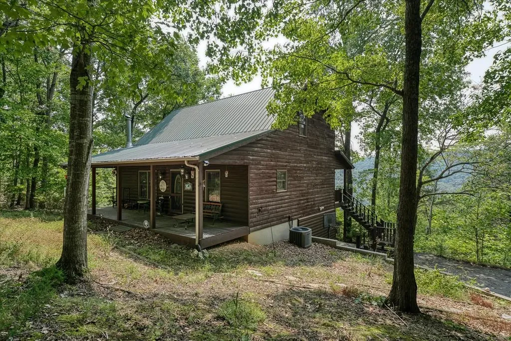 451 E Sunset Boulevard Allons TN 38541