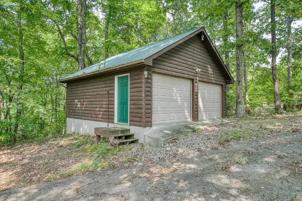 451 E Sunset Boulevard Allons TN 38541