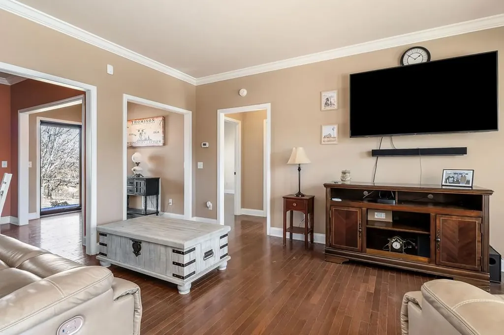 791 Farmer Road Quebeck TN 38579