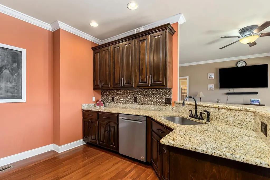 791 Farmer Road Quebeck TN 38579