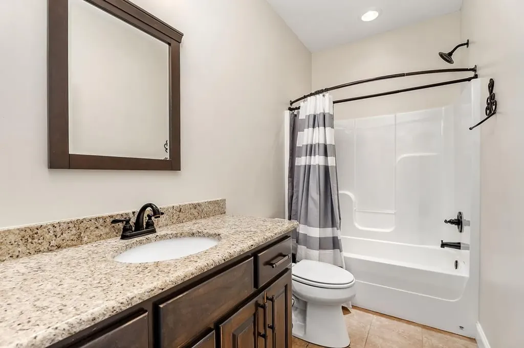 791 Farmer Road Quebeck TN 38579