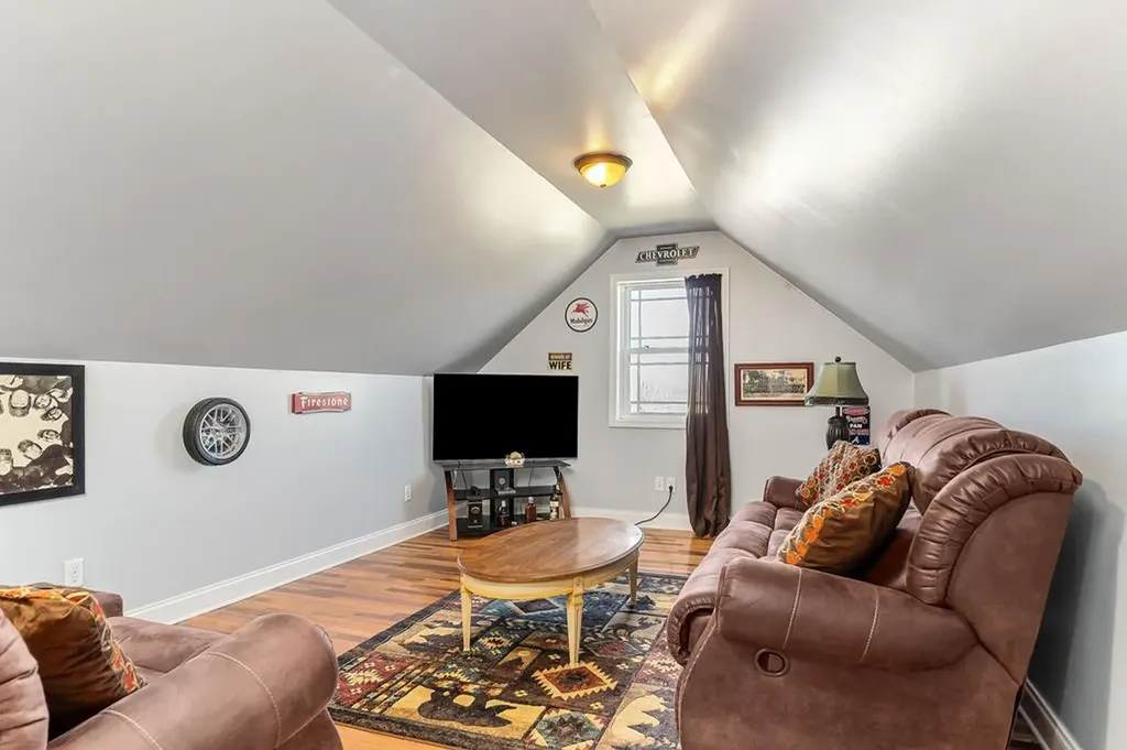 791 Farmer Road Quebeck TN 38579