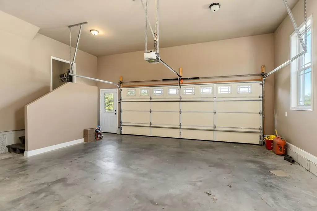 791 Farmer Road Quebeck TN 38579