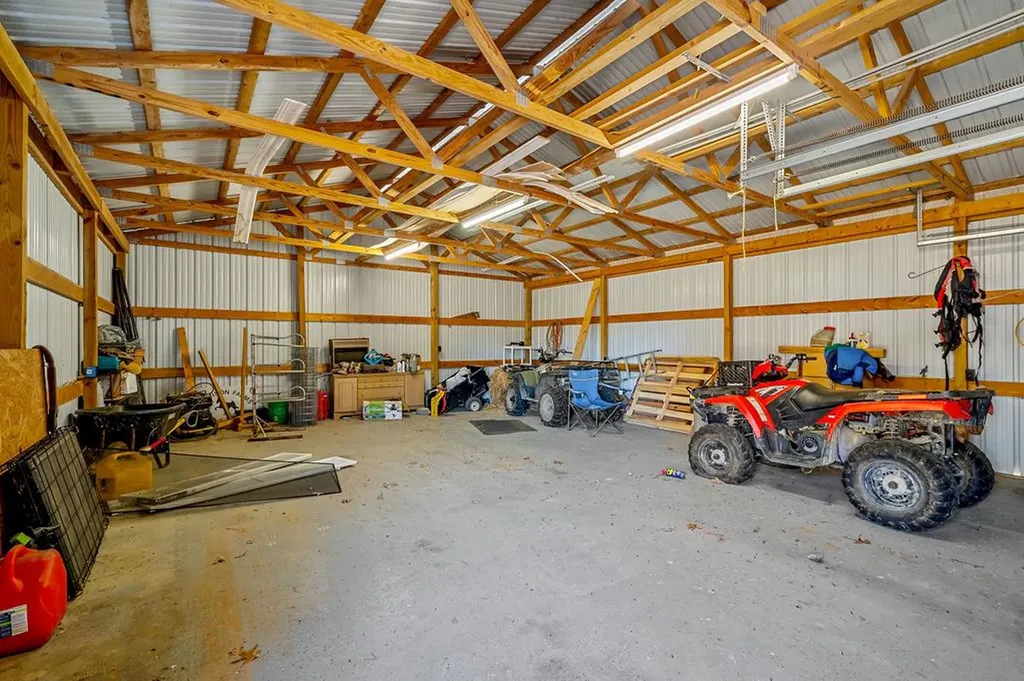 791 Farmer Road Quebeck TN 38579