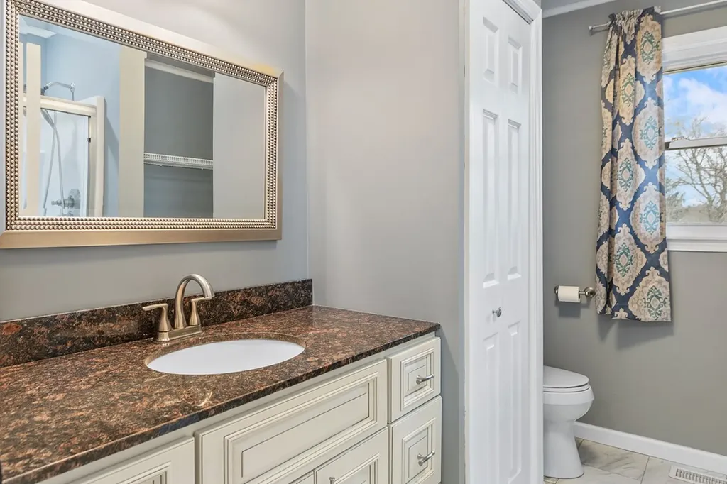 1423 Mountain View Drive Cookeville TN 38506