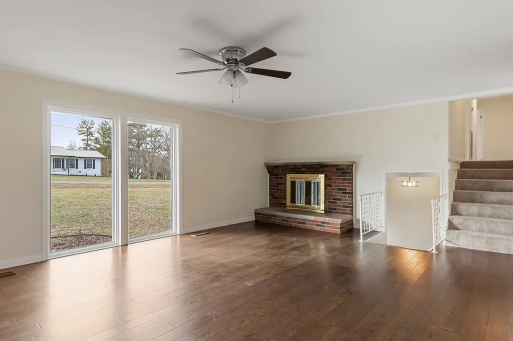 1423 Mountain View Drive Cookeville TN 38506